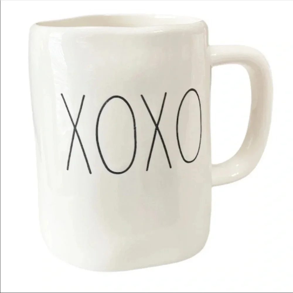 RAE Dunn XOXO large letter coffee mug